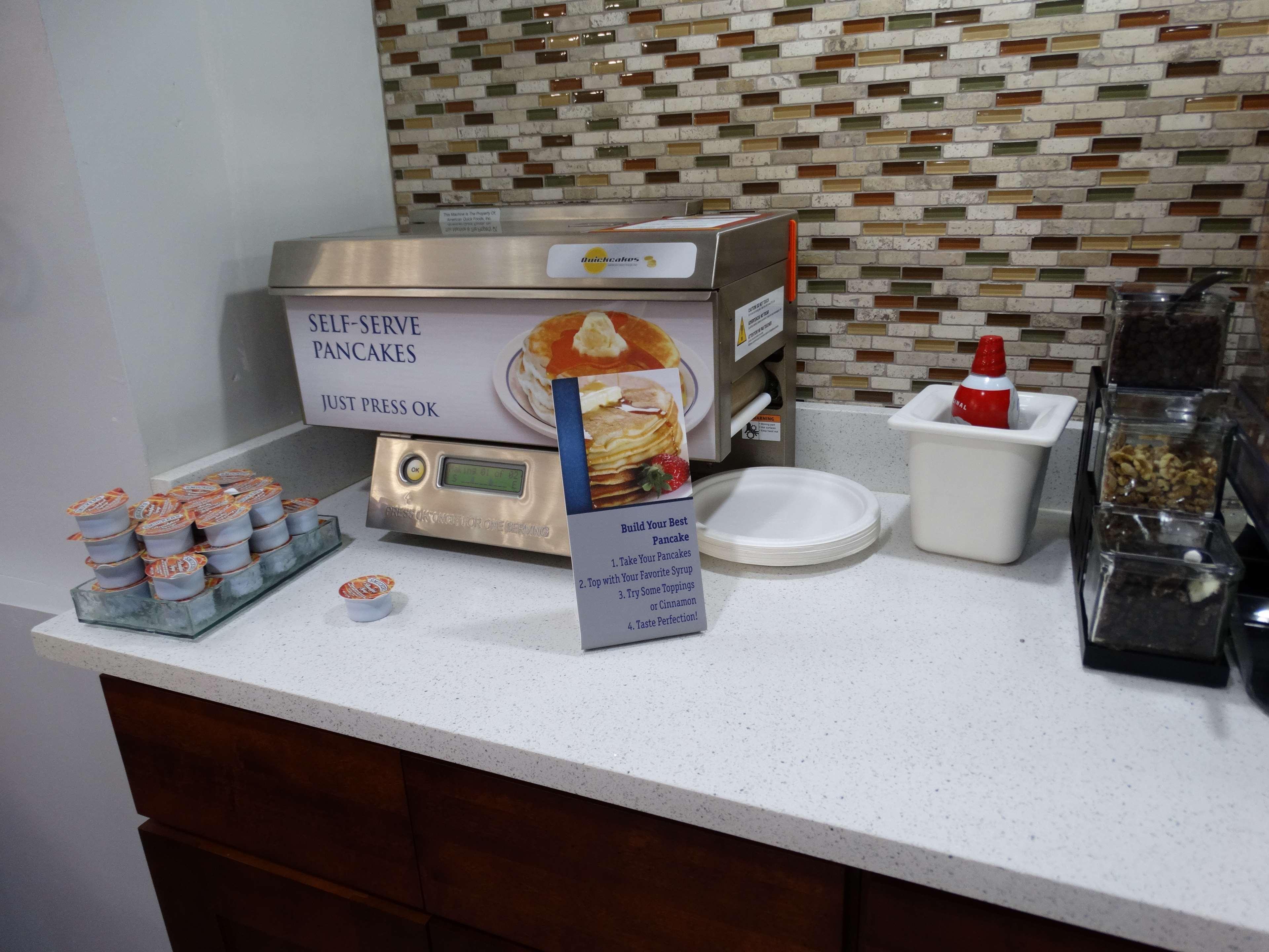 Best Western Plus Regency Inn And Conference Centre Abbotsford Buitenkant foto