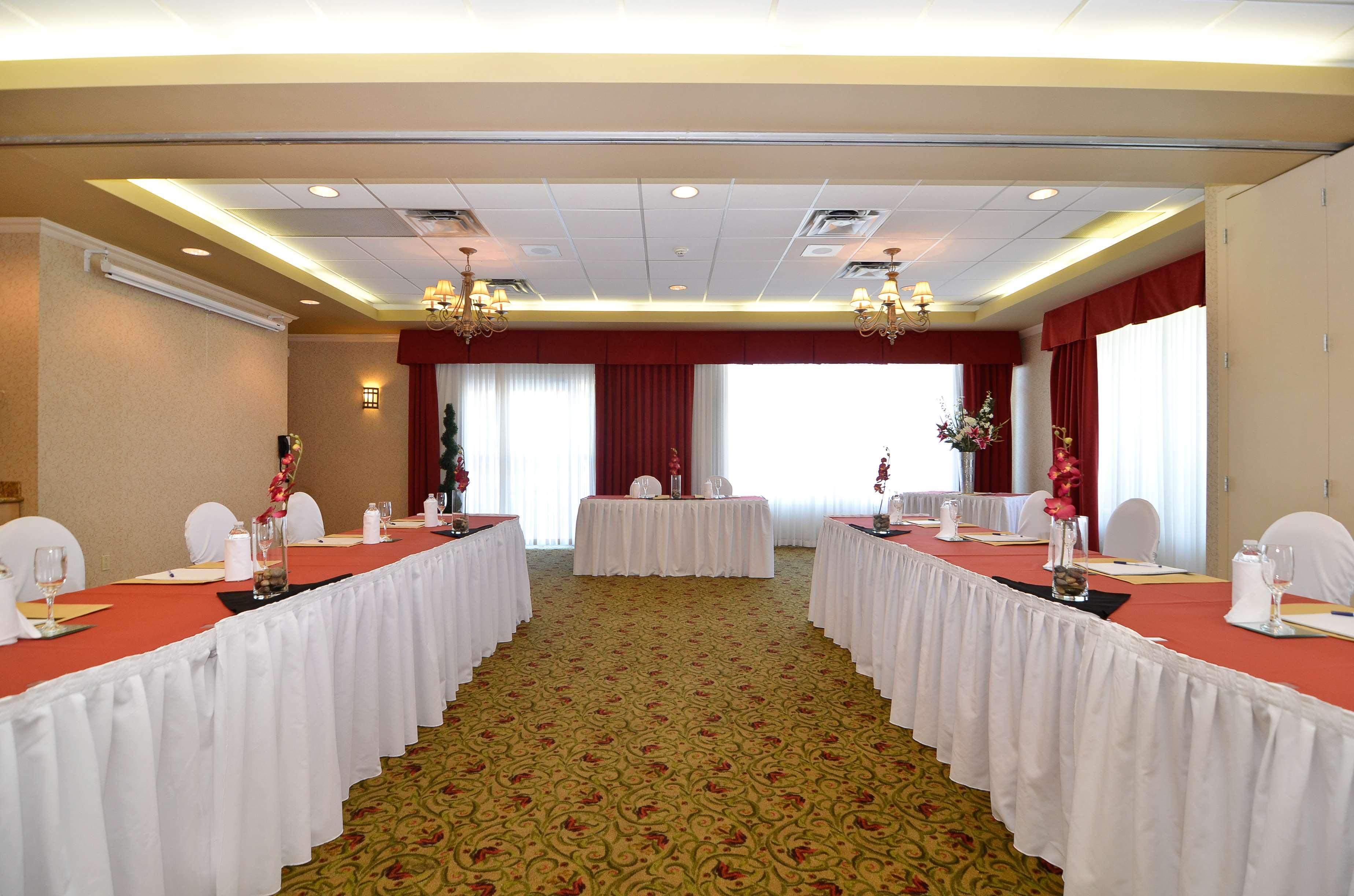 Best Western Plus Regency Inn And Conference Centre Abbotsford Buitenkant foto